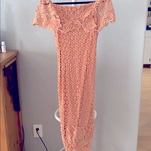 Off shoulder pencil dress